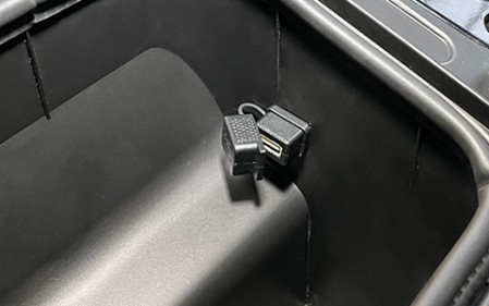 Presa USB Peugeot Xp400 Presa USB