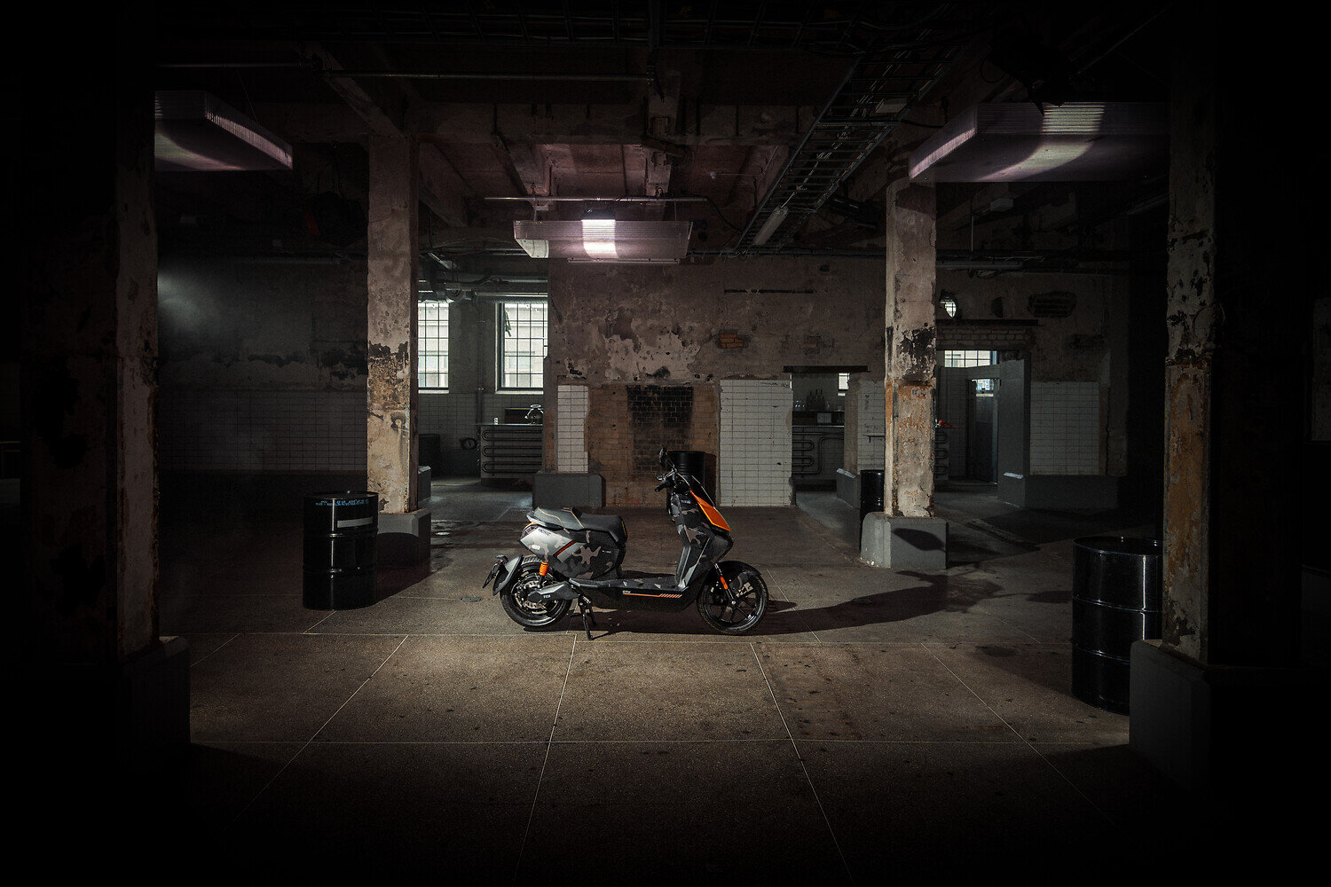 Scooter elettrico Niu in showroom Paolat Moto
